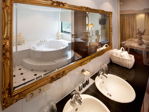 Royal Suite - Van der Valk Hotel Nazareth - Gent